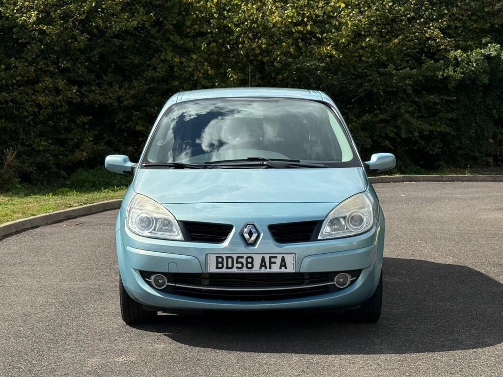 Used Renault Grand Scenic 2009 for sale - 76625436: Photo 2