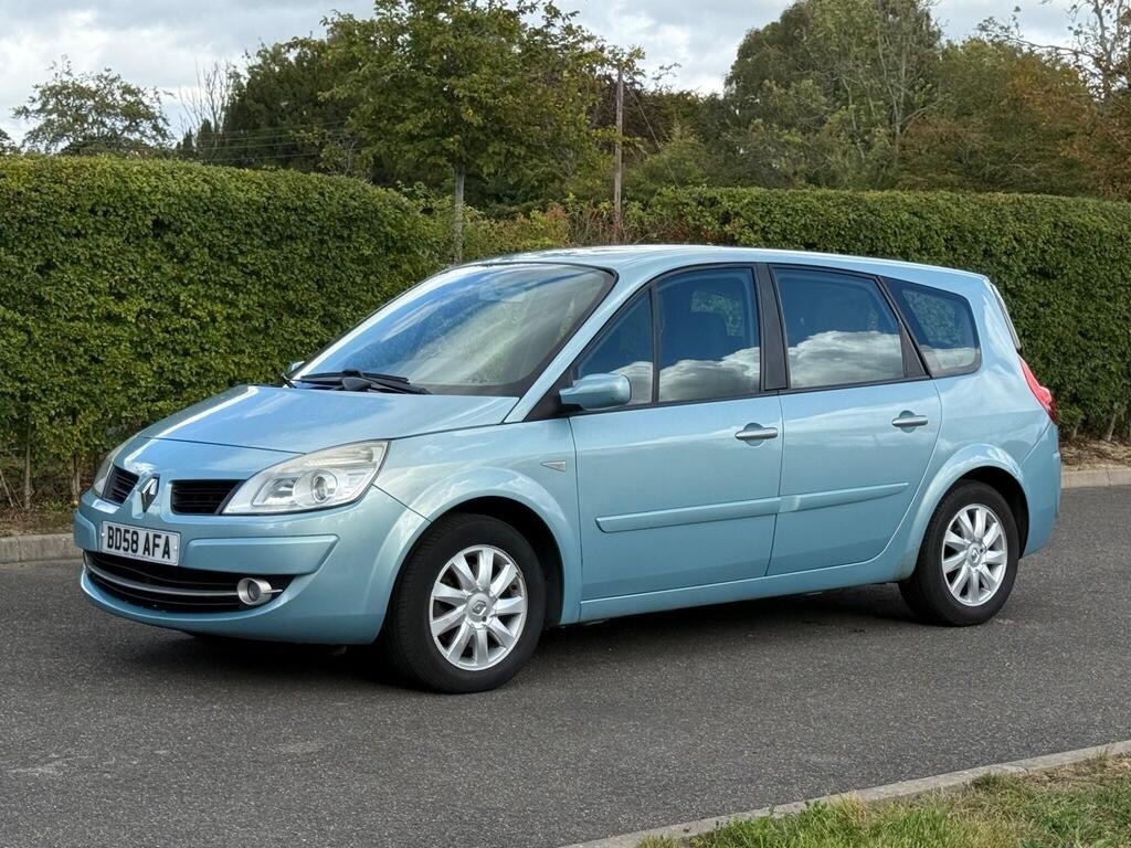 Used Renault Grand Scenic 2009 for sale - 76625436: Photo 3