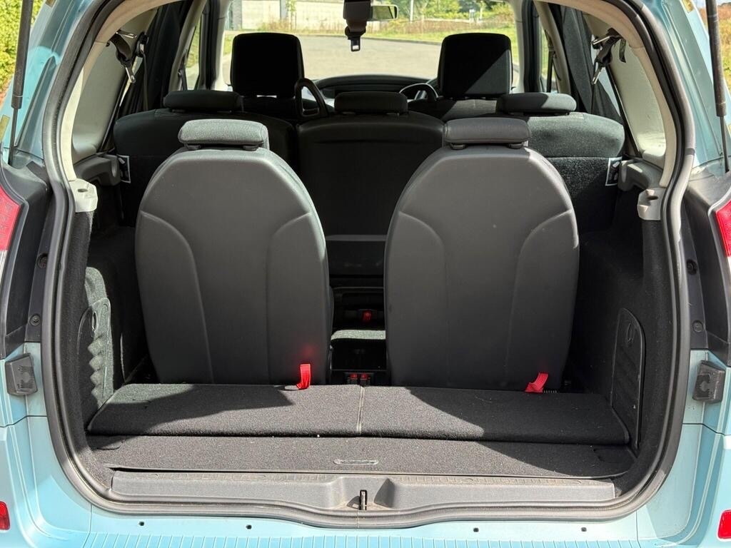 Used Renault Grand Scenic 2009 for sale - 76625436: Photo 9