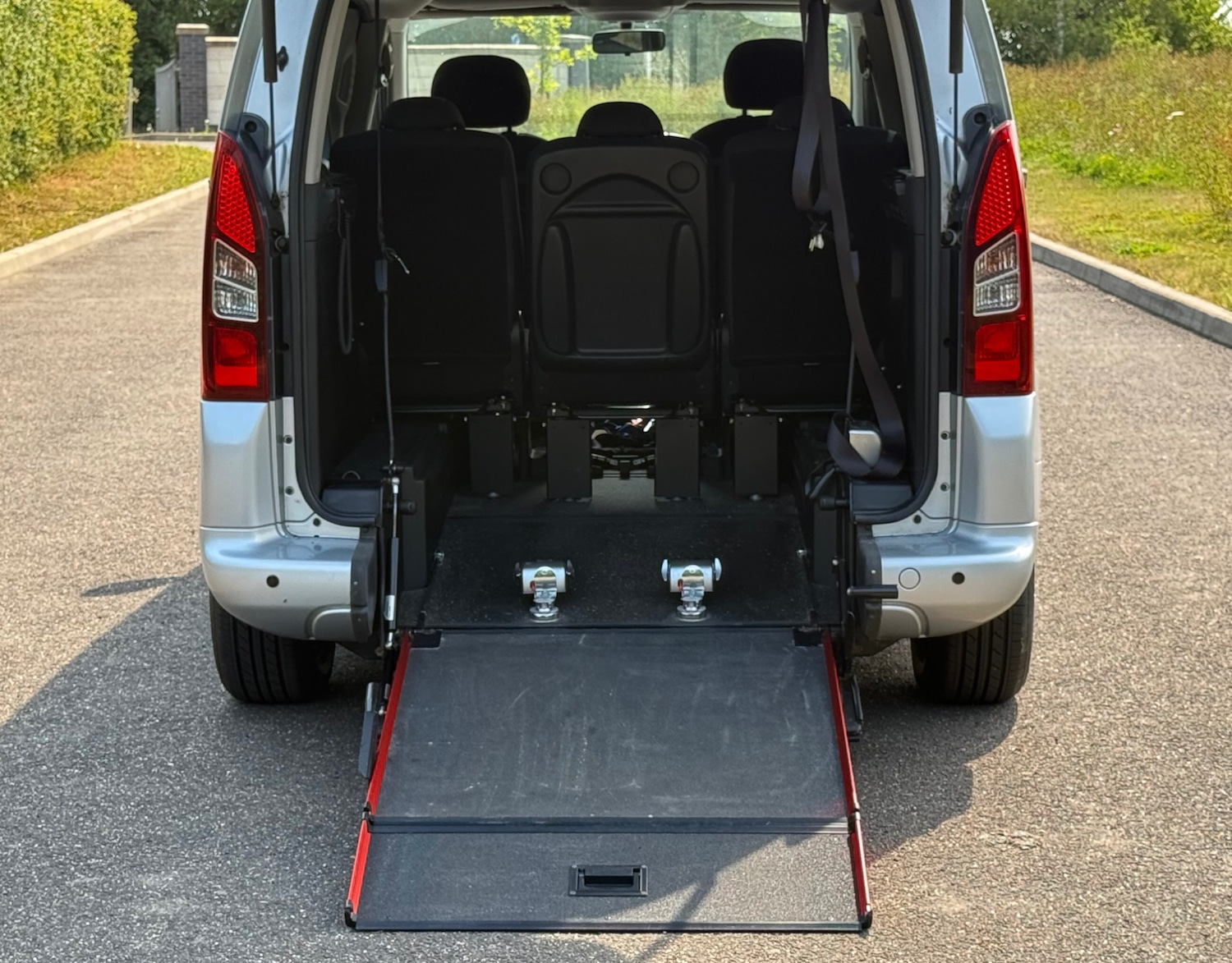 Used Peugeot Partner Tepee 2016 for sale - 76620636: Photo 13