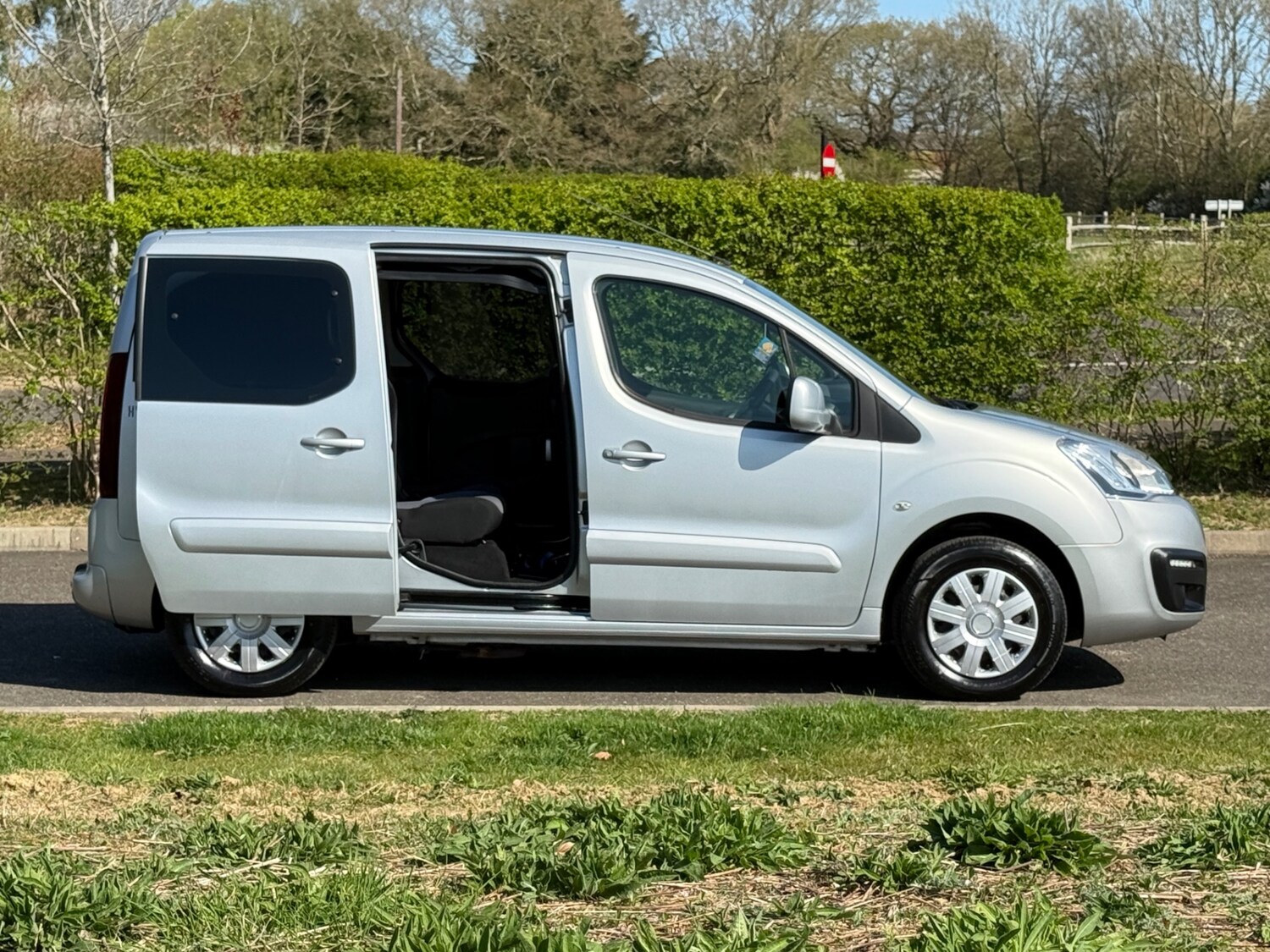 Used Peugeot Partner Tepee 2016 for sale - 76620636: Photo 31