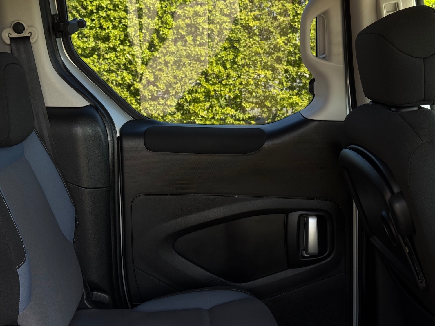 Used Peugeot Partner Tepee 2016 for sale - 76620636: Photo 35