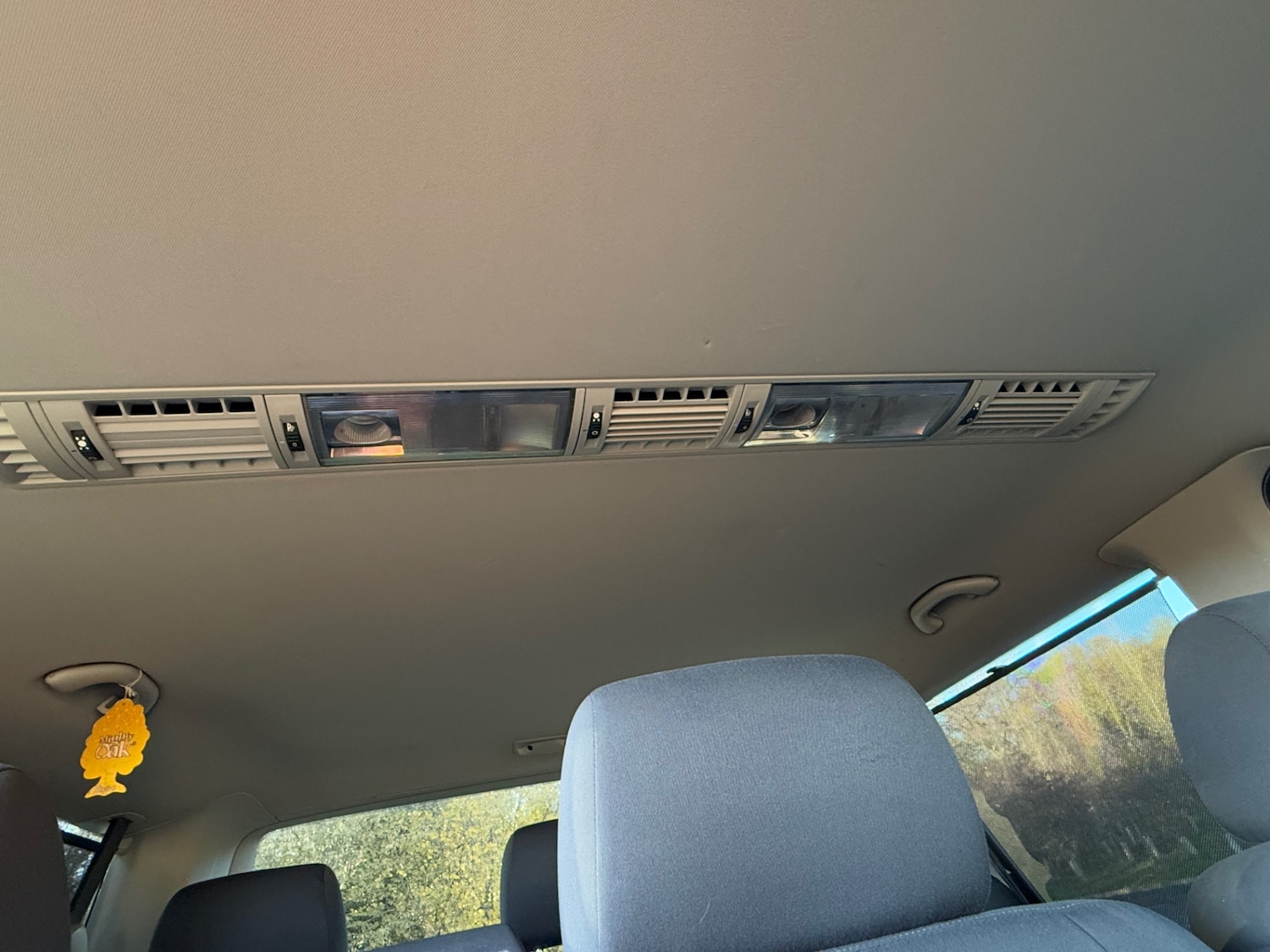 Used Volkswagen Transporter Shuttle 2010 for sale - 76618942: Photo 21