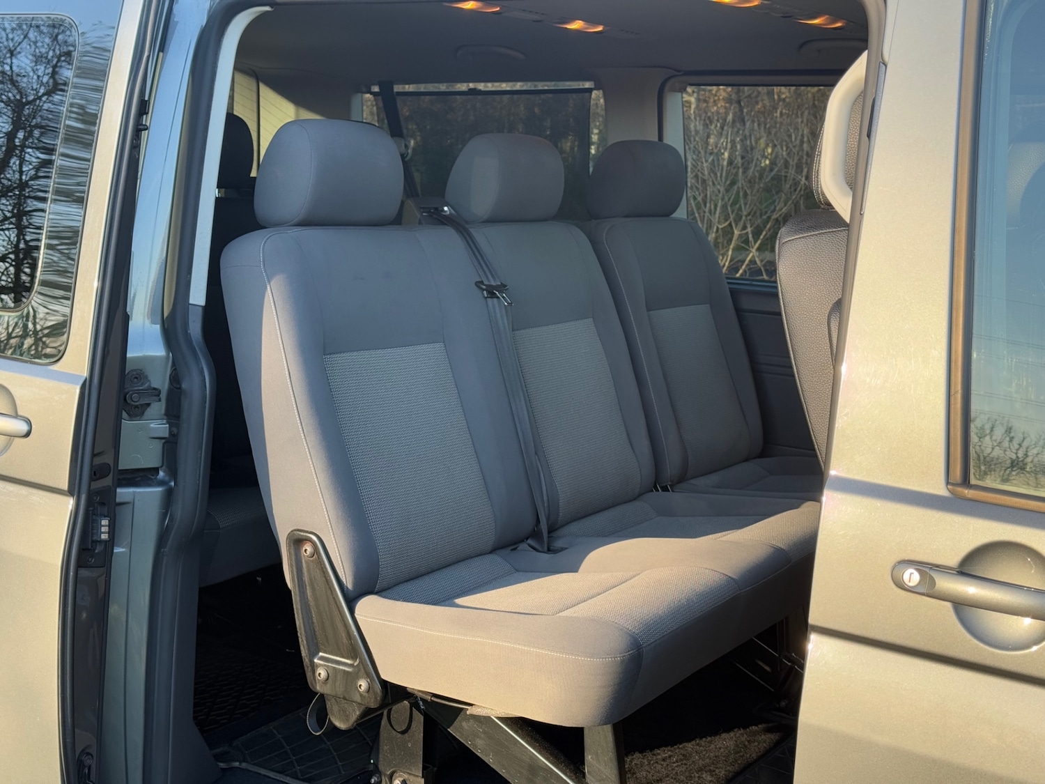 Used Volkswagen Transporter Shuttle 2010 for sale - 76618942: Photo 30