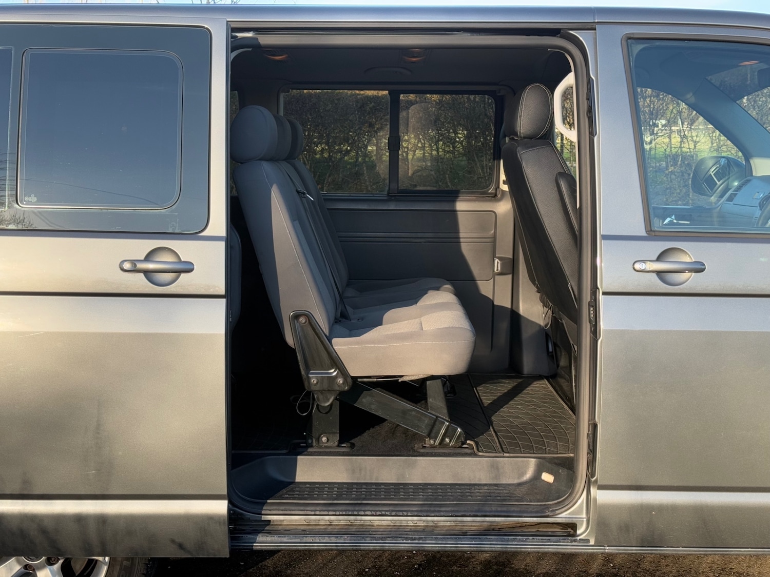 Used Volkswagen Transporter Shuttle 2010 for sale - 76618942: Photo 31