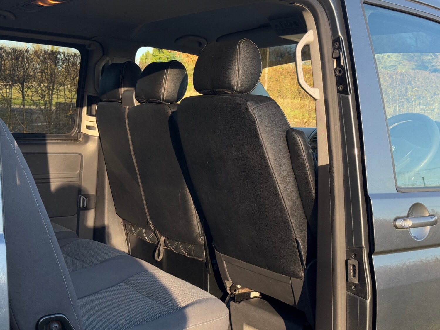 Used Volkswagen Transporter Shuttle 2010 for sale - 76618942: Photo 32