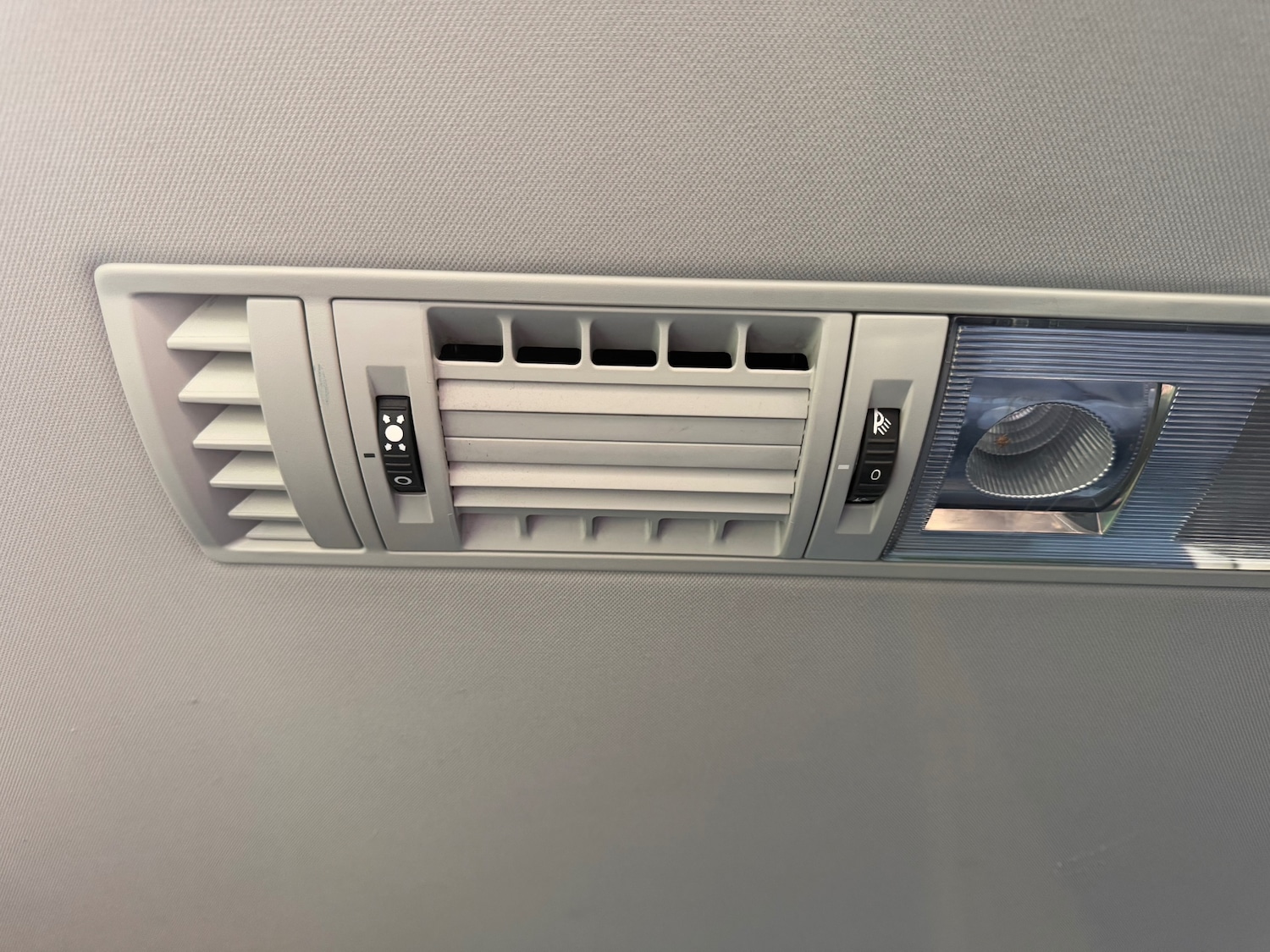 Used Volkswagen Transporter Shuttle 2010 for sale - 76618942: Photo 38