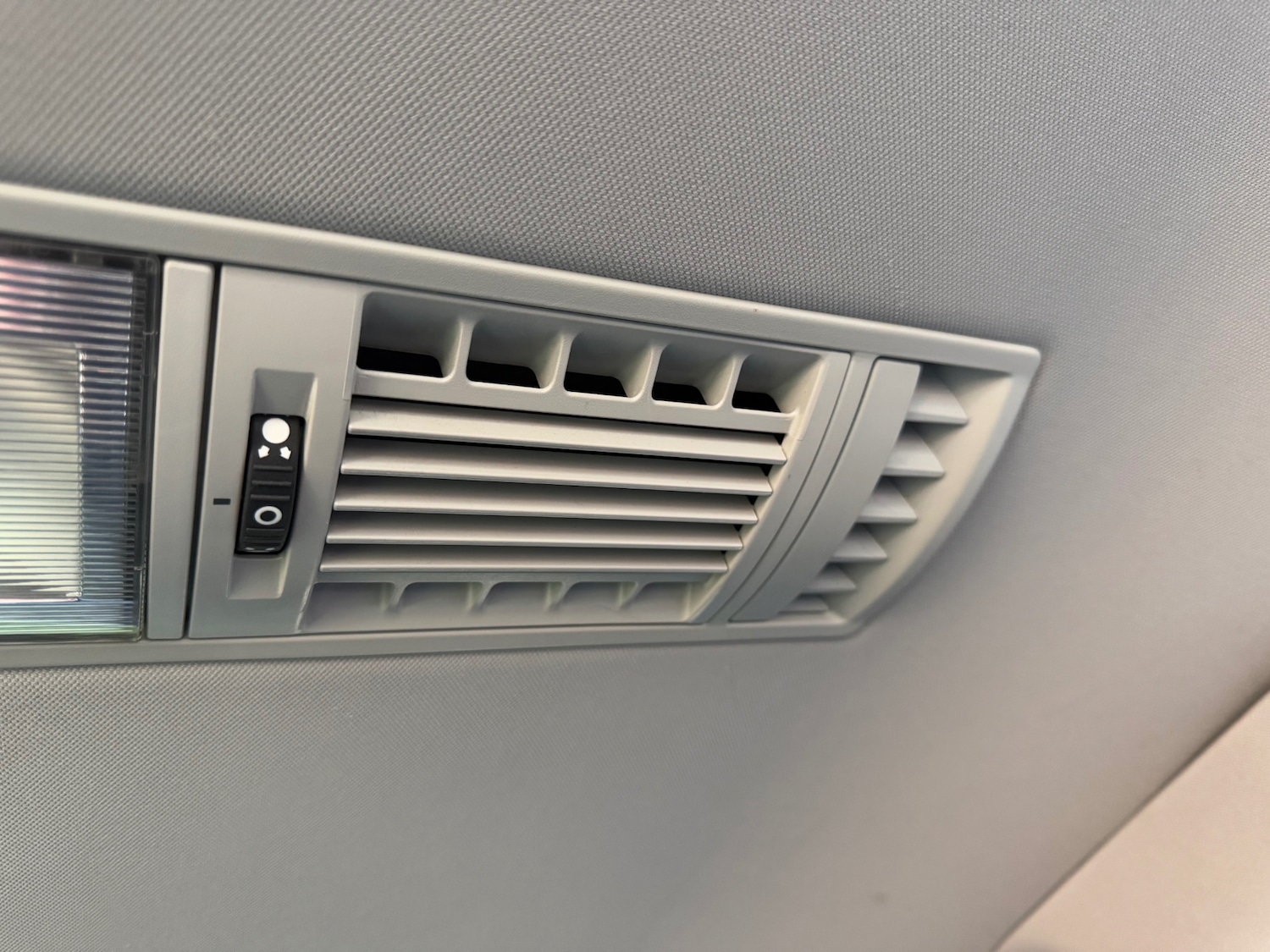 Used Volkswagen Transporter Shuttle 2010 for sale - 76618942: Photo 40