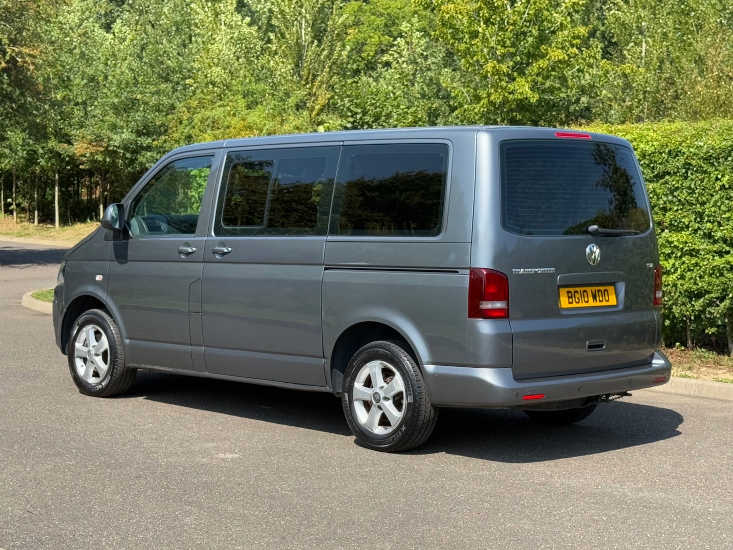 Used Volkswagen Transporter Shuttle 2010 for sale - 76618942: Photo 5