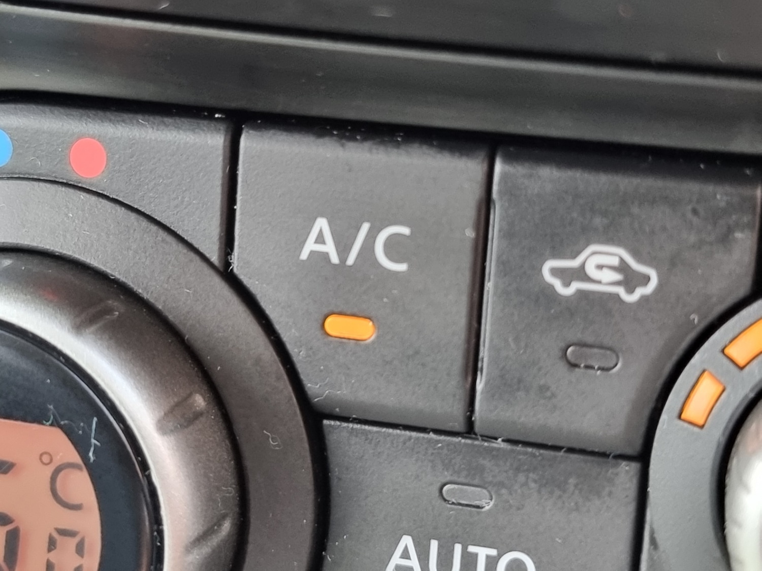 Used Nissan Qashqai+2 2010 for sale - 76613462: Photo 27