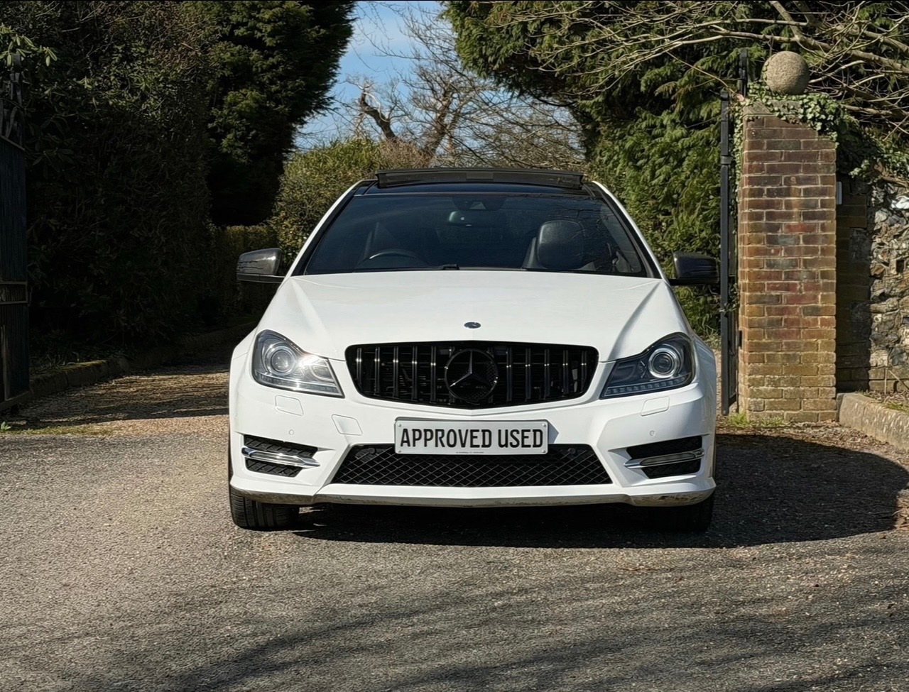 Used Mercedes-Benz C Class 2015 for sale - 77921779: Photo 2