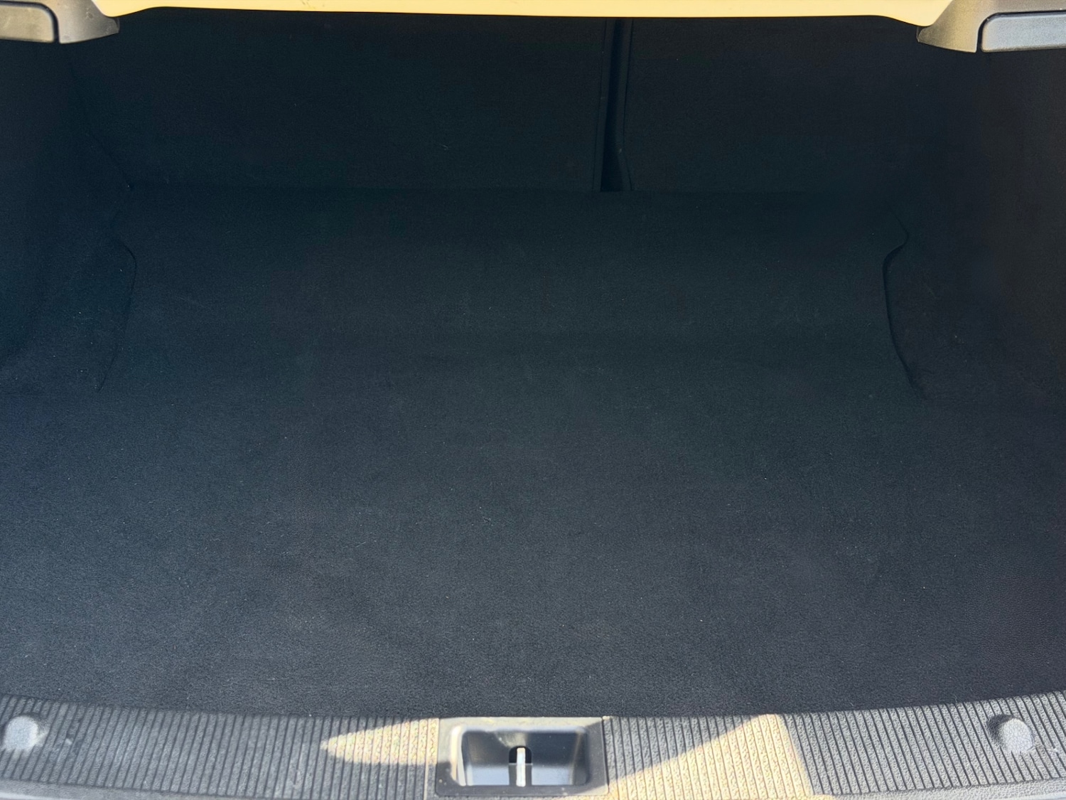 Used Mercedes-Benz C Class 2015 for sale - 77921779: Photo 26