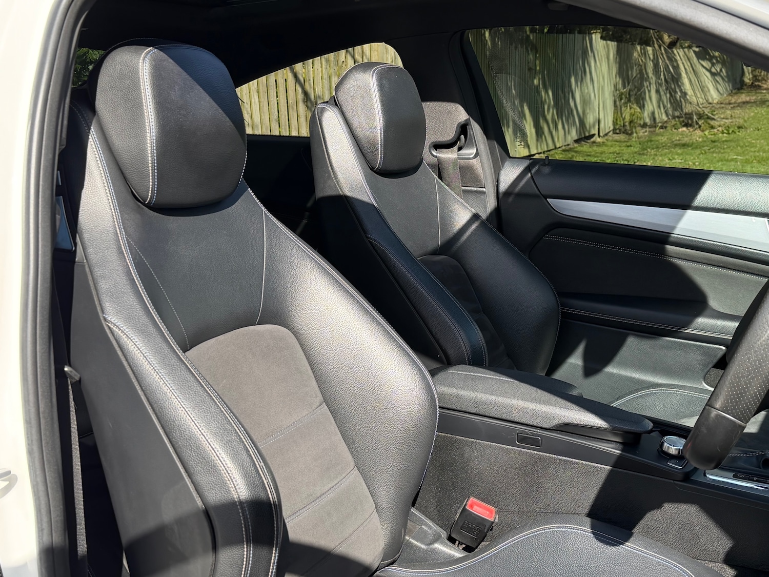 Used Mercedes-Benz C Class 2015 for sale - 77921779: Photo 30