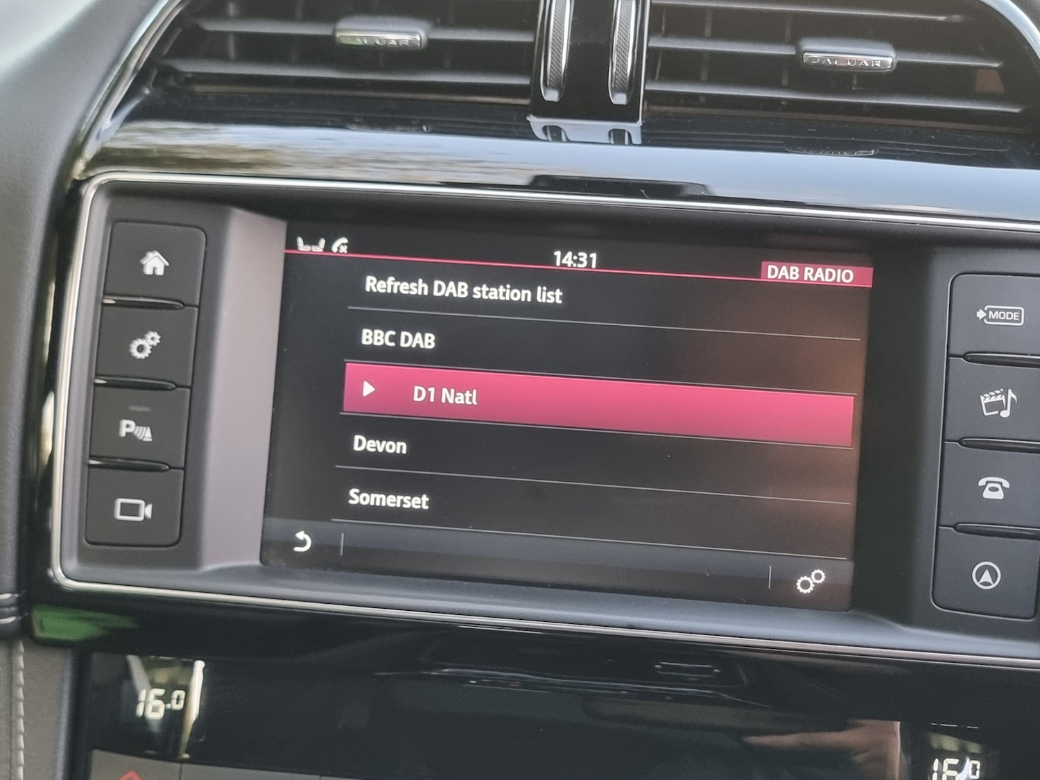 Used Jaguar F-Pace 2017 for sale - 76611816: Photo 17