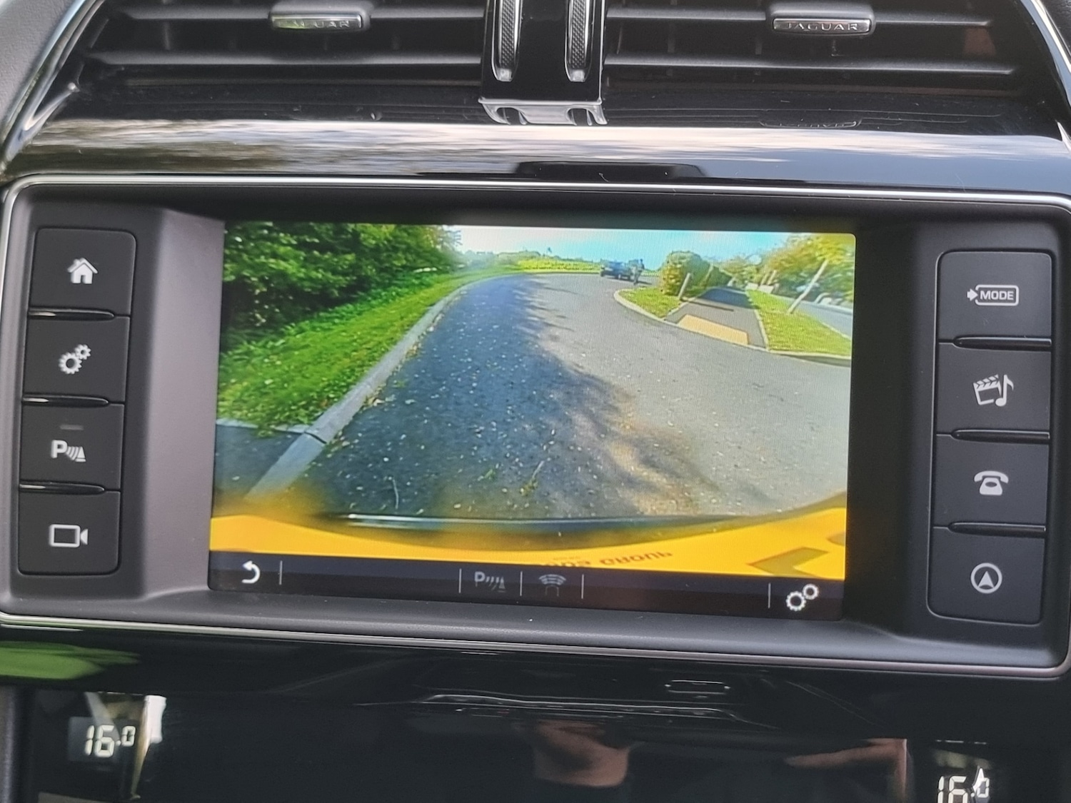 Used Jaguar F-Pace 2017 for sale - 76611816: Photo 23