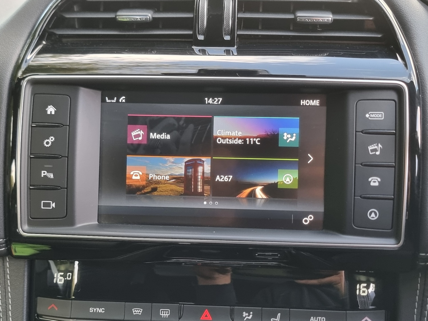 Used Jaguar F-Pace 2017 for sale - 76611816: Photo 24