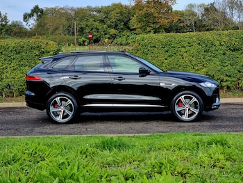 Used Jaguar F-Pace 2017 for sale - 76611816: Photo