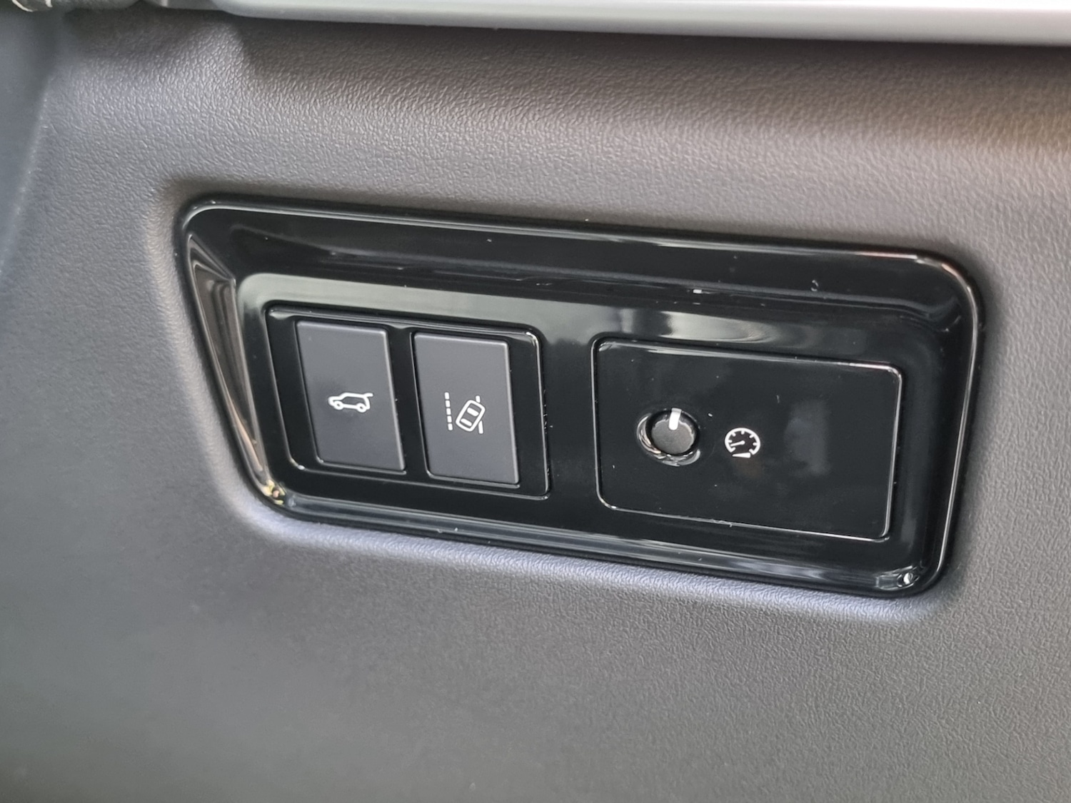 Used Jaguar F-Pace 2017 for sale - 76611816: Photo 31