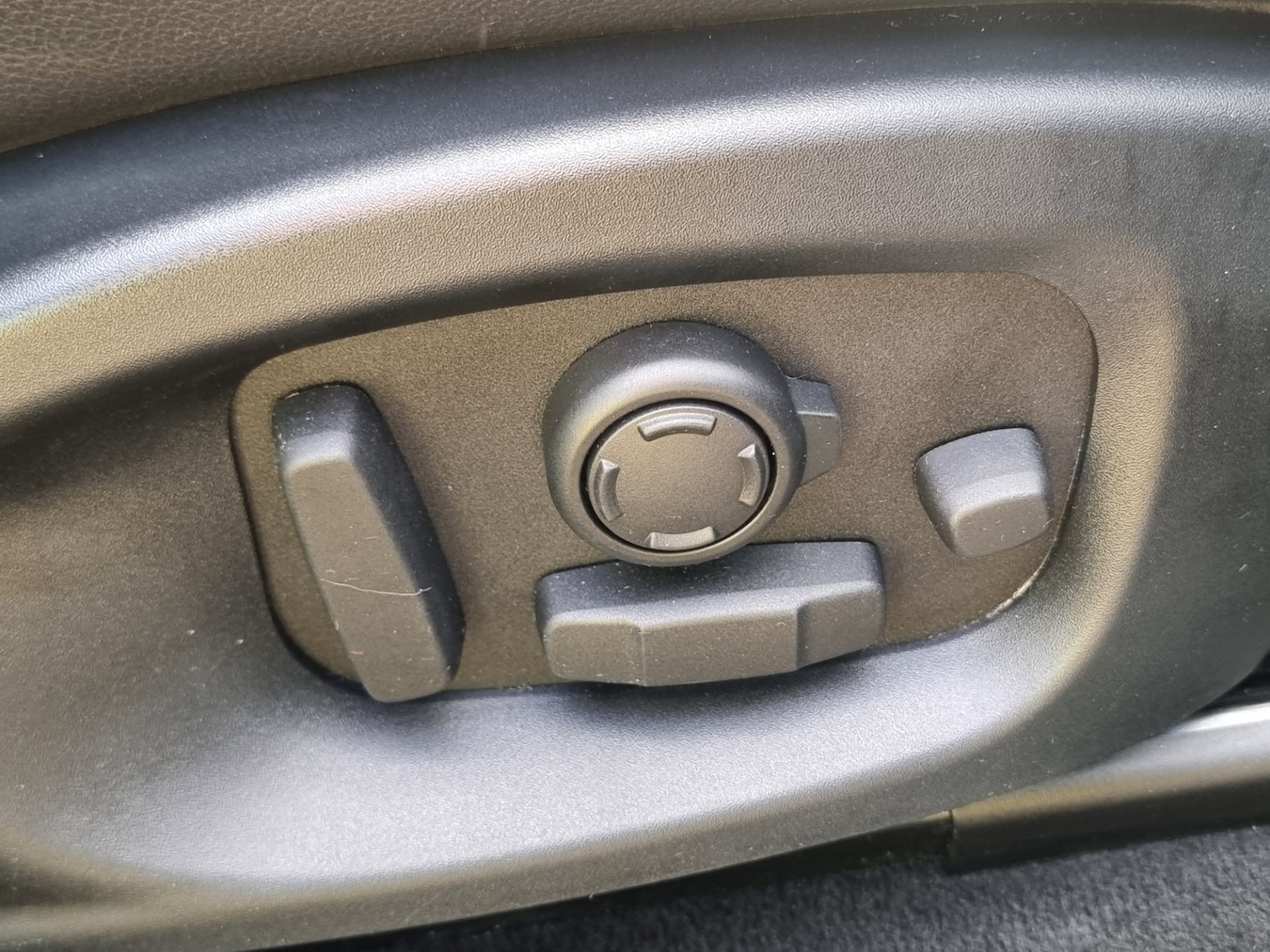 Used Jaguar F-Pace 2017 for sale - 76611816: Photo 33