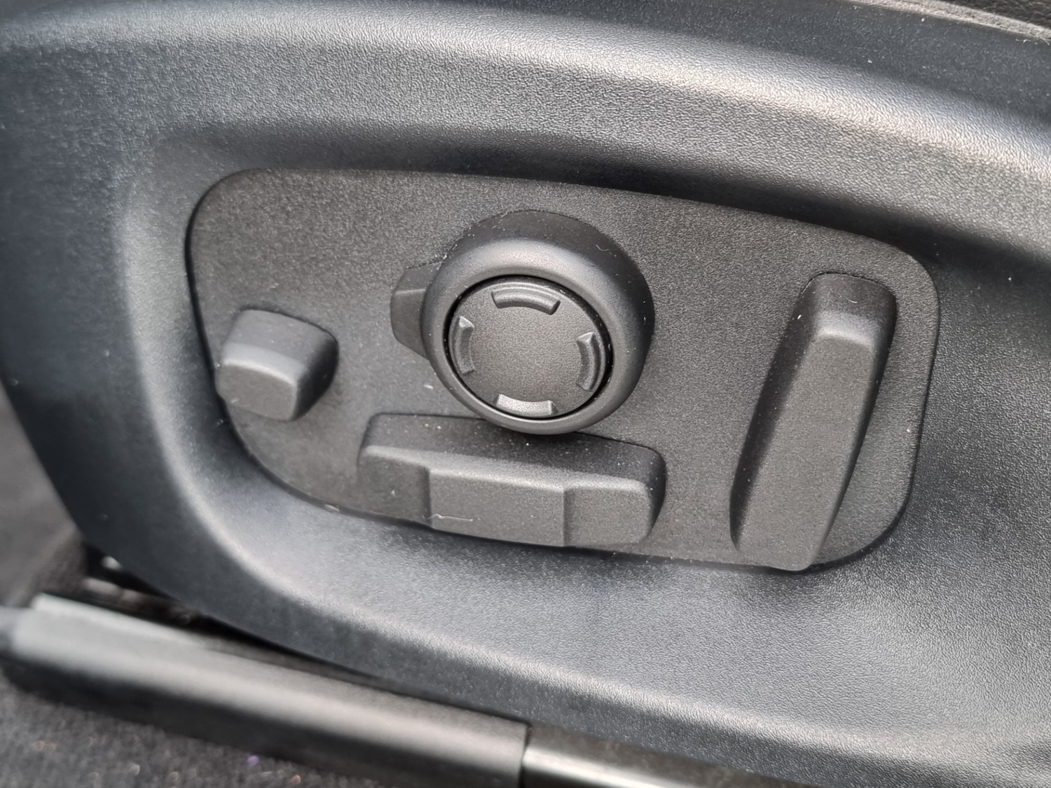 Used Jaguar F-Pace 2017 for sale - 76611816: Photo 37