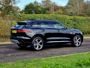 Used Jaguar F-Pace 2017 for sale - 76611816: Photo