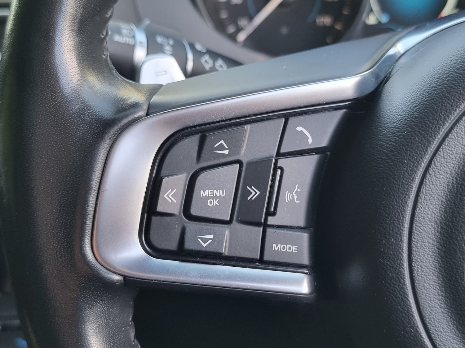 Used Jaguar F-Pace 2017 for sale - 76611816: Photo 44