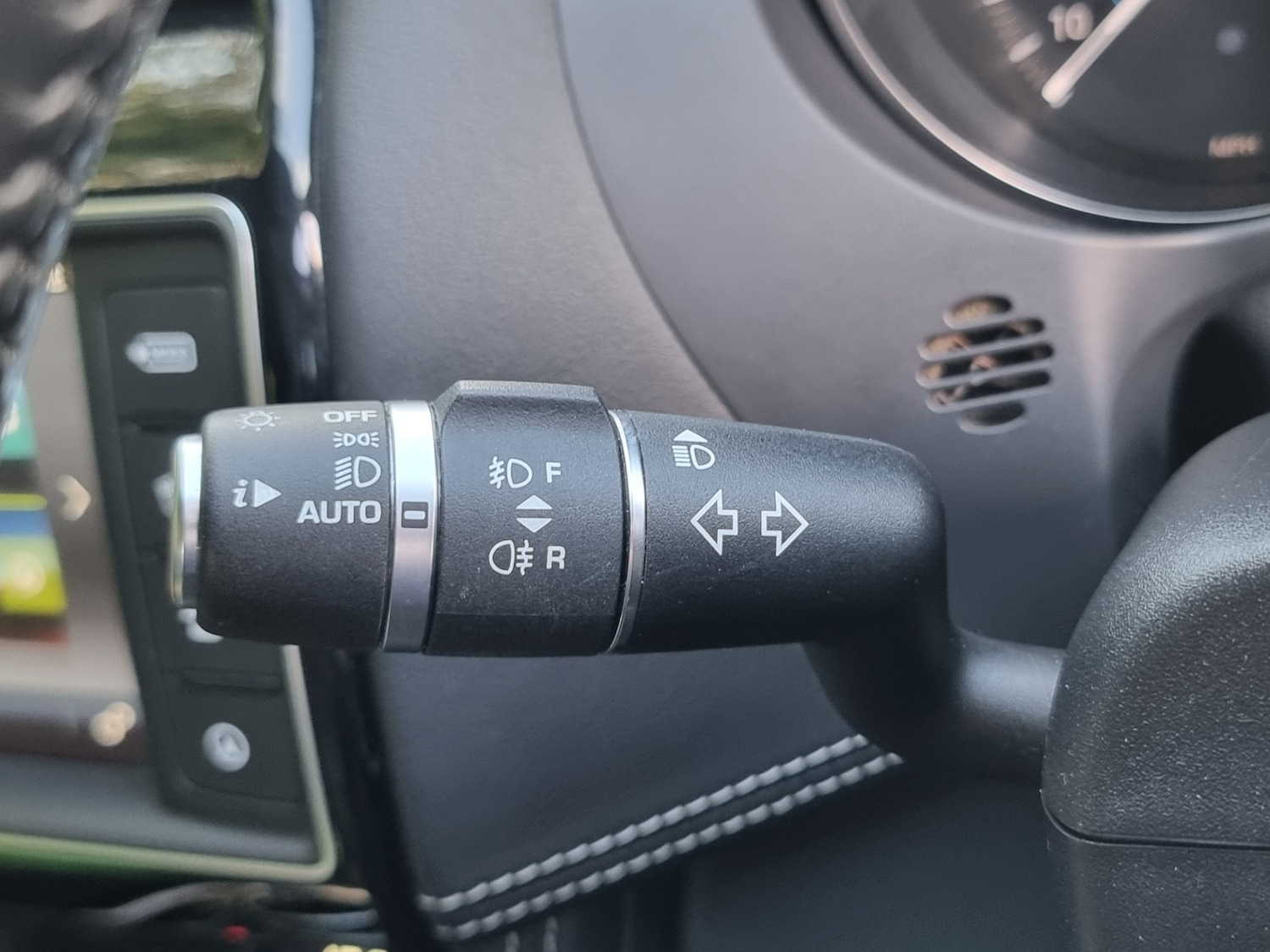 Used Jaguar F-Pace 2017 for sale - 76611816: Photo 48