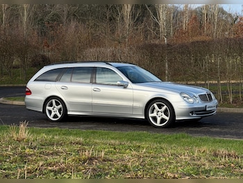 Used Mercedes-Benz E Class 2006 for sale - 77394008: Photo