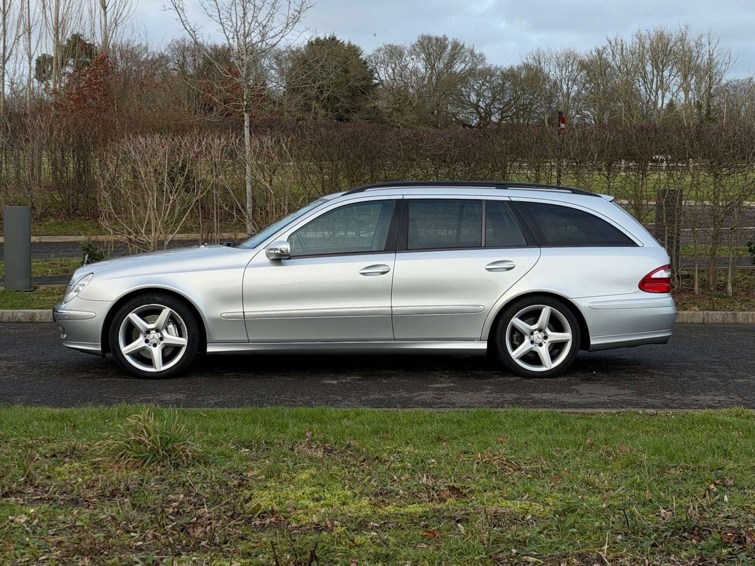 Used Mercedes-Benz E Class 2006 for sale - 77394008: Photo 4