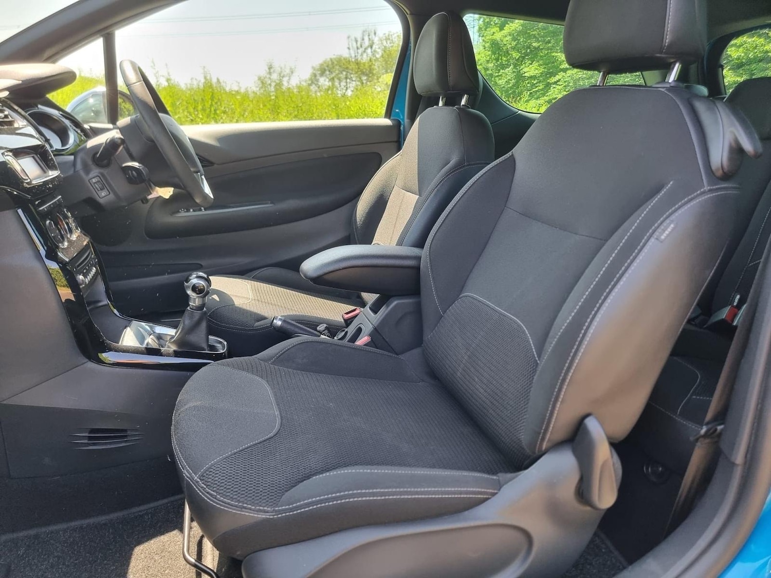 Used Citroen DS3 2010 for sale - 77303345: Photo 8