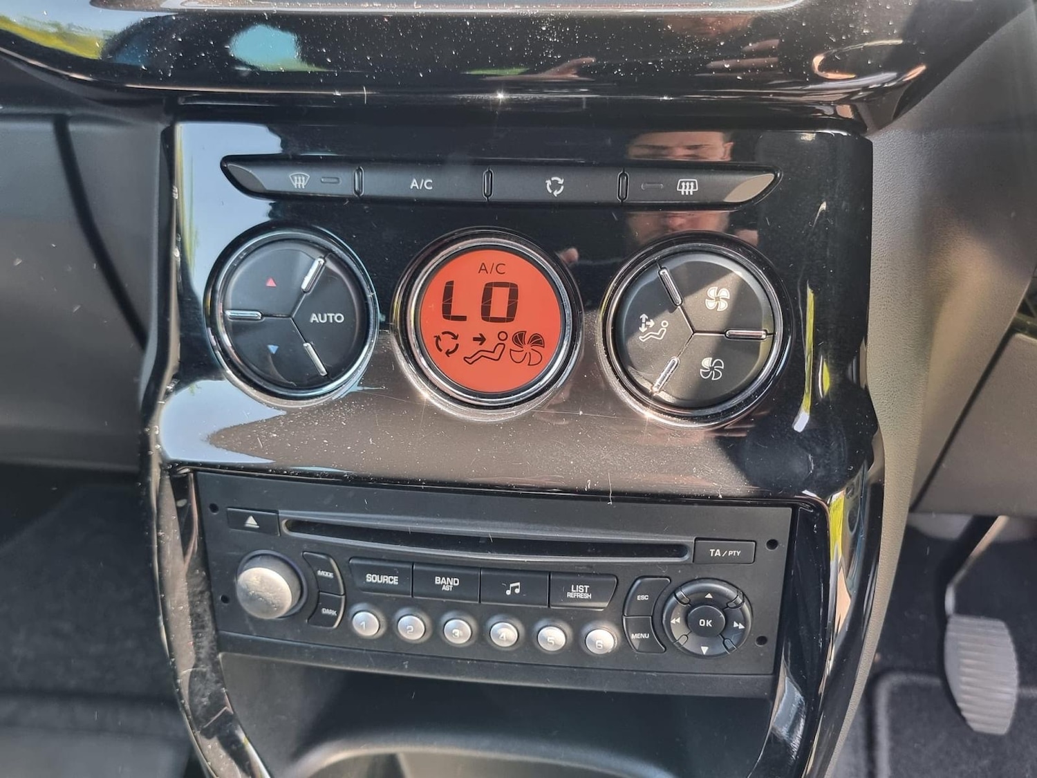 Used Citroen DS3 2010 for sale - 77303345: Photo 9