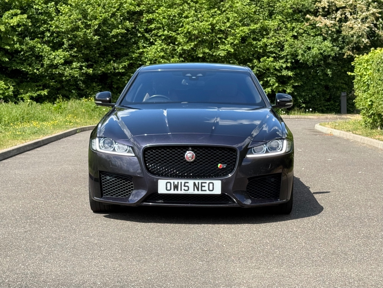 Used Jaguar XF 2015 for sale - 76615939: Photo 2