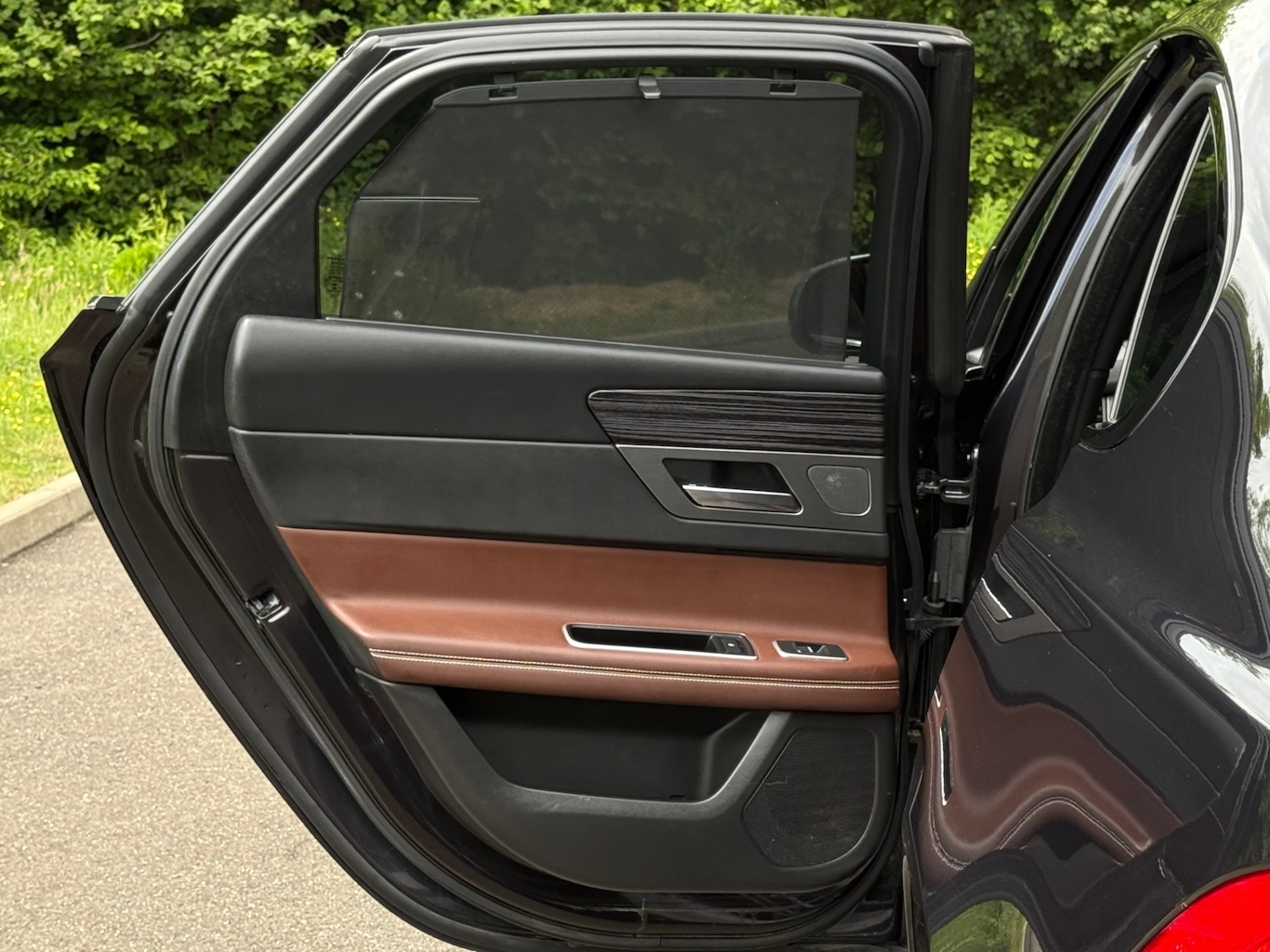 Used Jaguar XF 2015 for sale - 76615939: Photo 27