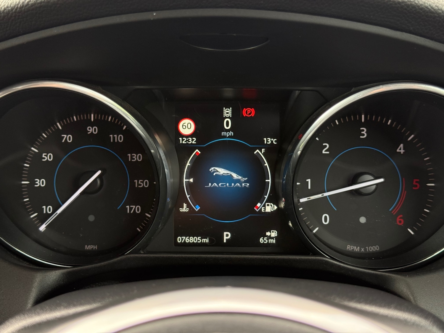 Used Jaguar XF 2015 for sale - 76615939: Photo 46