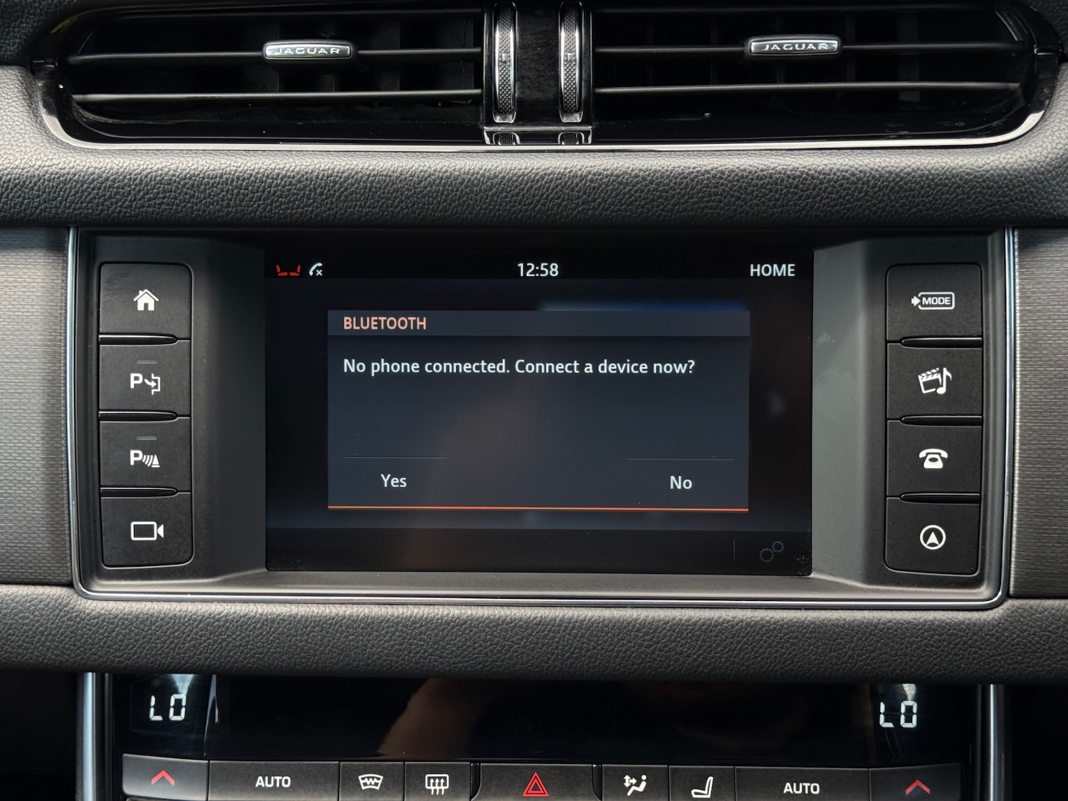 Used Jaguar XF 2015 for sale - 76615939: Photo 71