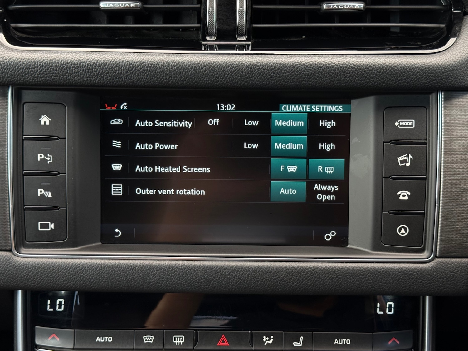 Used Jaguar XF 2015 for sale - 76615939: Photo 74