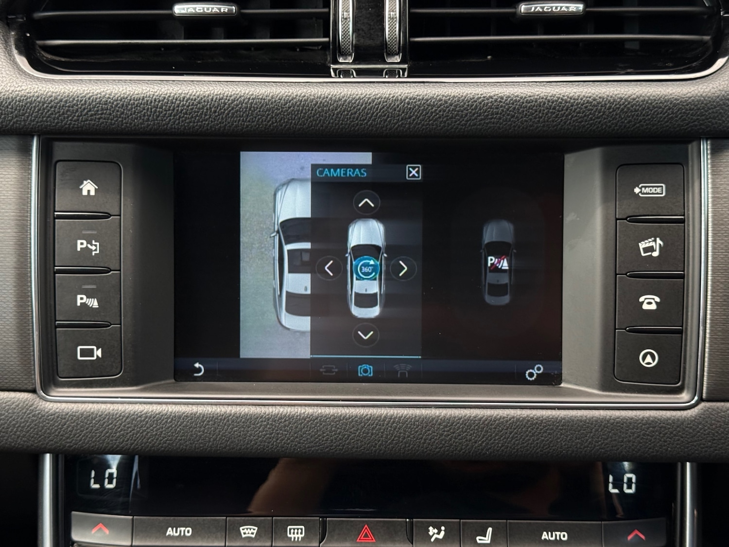 Used Jaguar XF 2015 for sale - 76615939: Photo 77