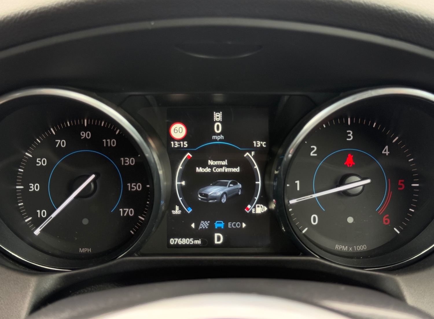 Used Jaguar XF 2015 for sale - 76615939: Photo 90