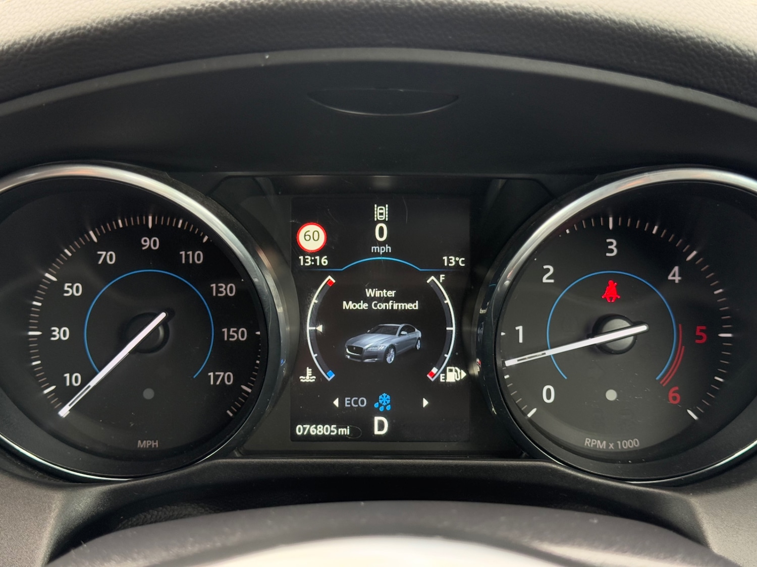 Used Jaguar XF 2015 for sale - 76615939: Photo 92