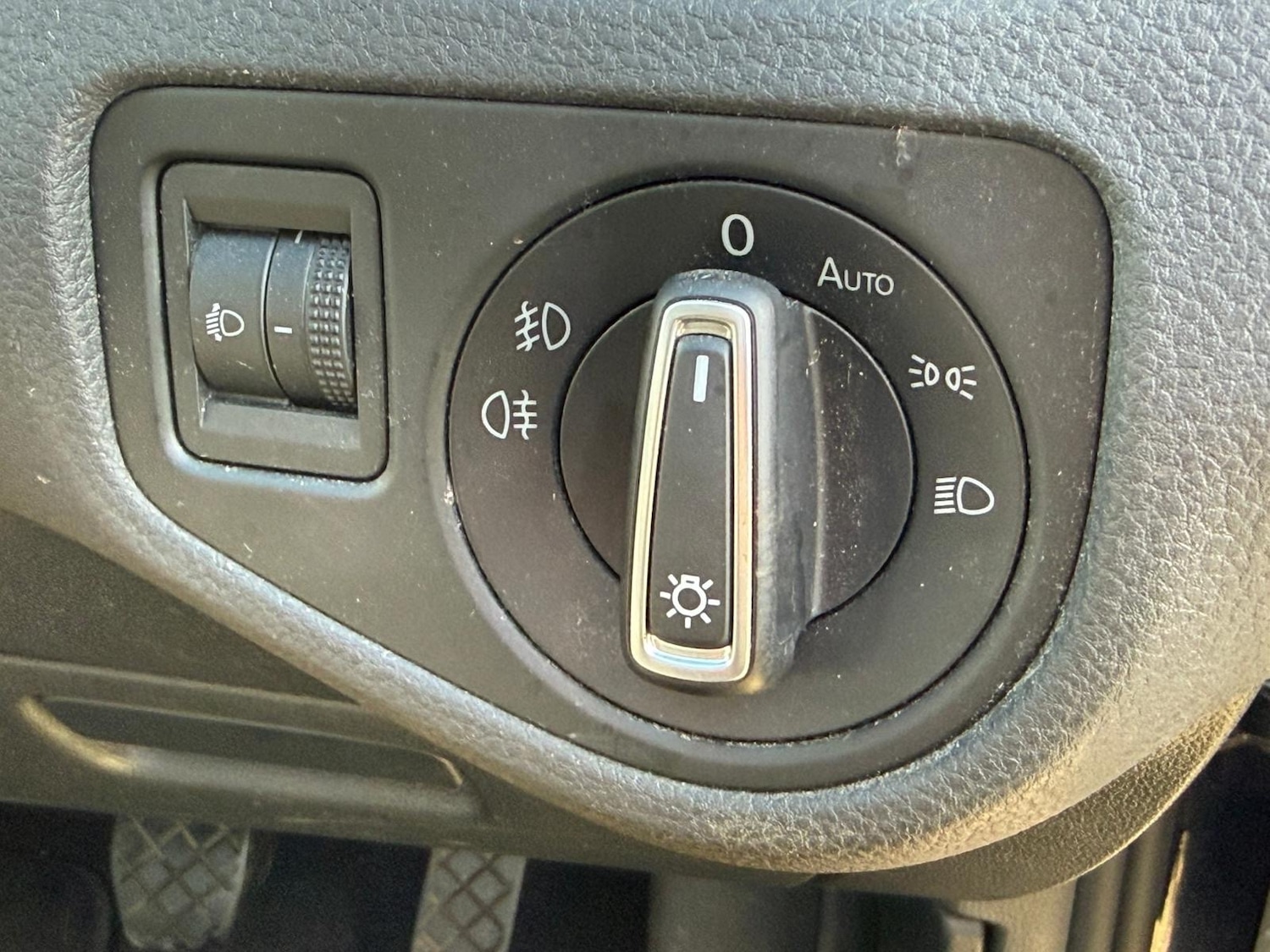 Used Volkswagen Golf 2016 for sale - 77716574: Photo 23