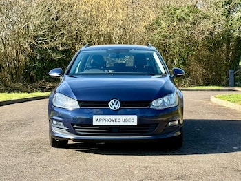 Used Volkswagen Golf 2016 for sale - 77716574: Photo