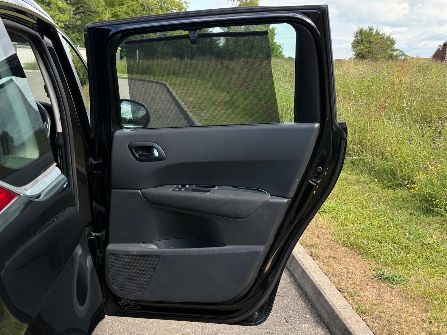 Used Peugeot 5008 2014 for sale - 76619569: Photo 25