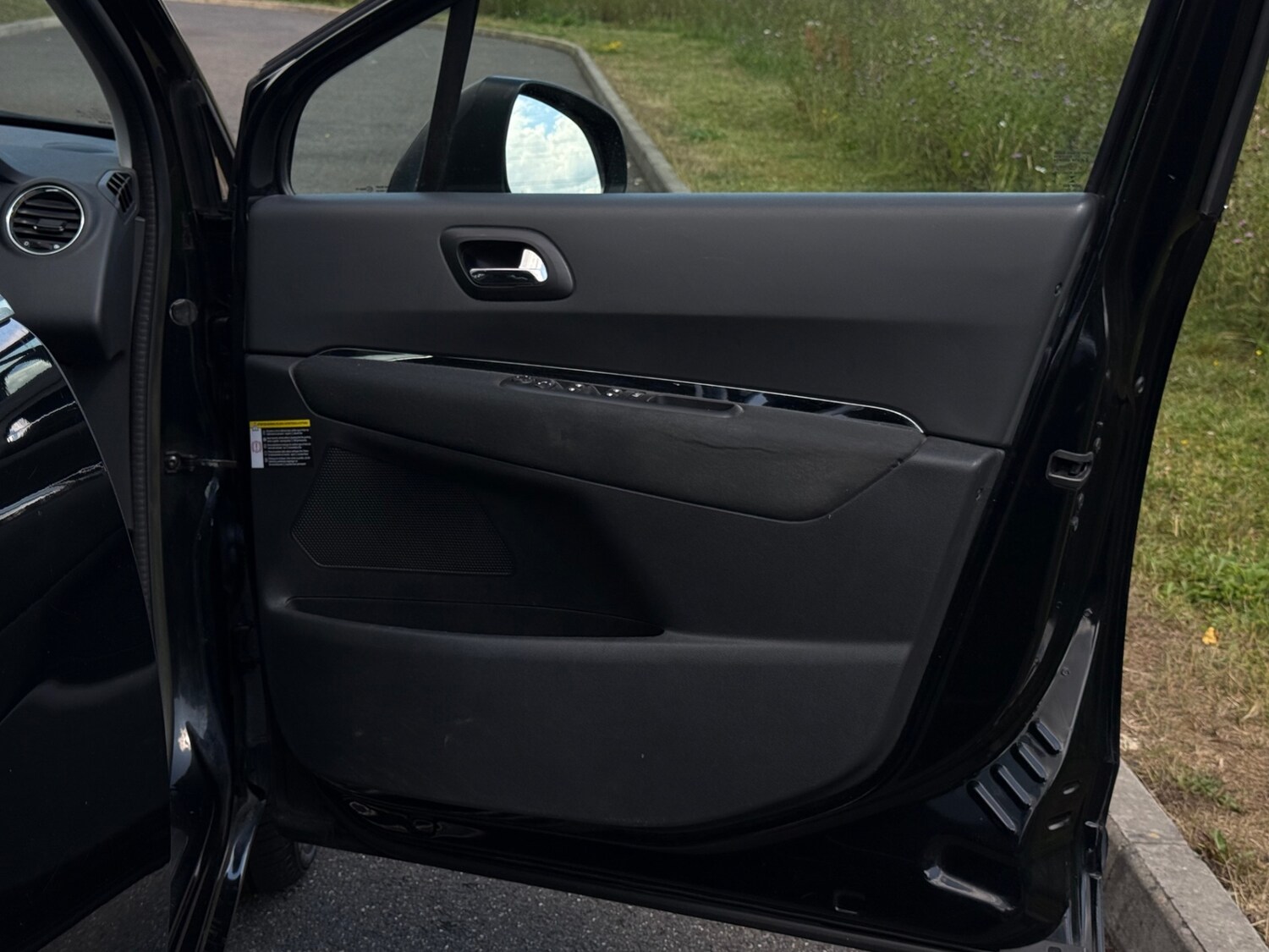 Used Peugeot 5008 2014 for sale - 76619569: Photo 34