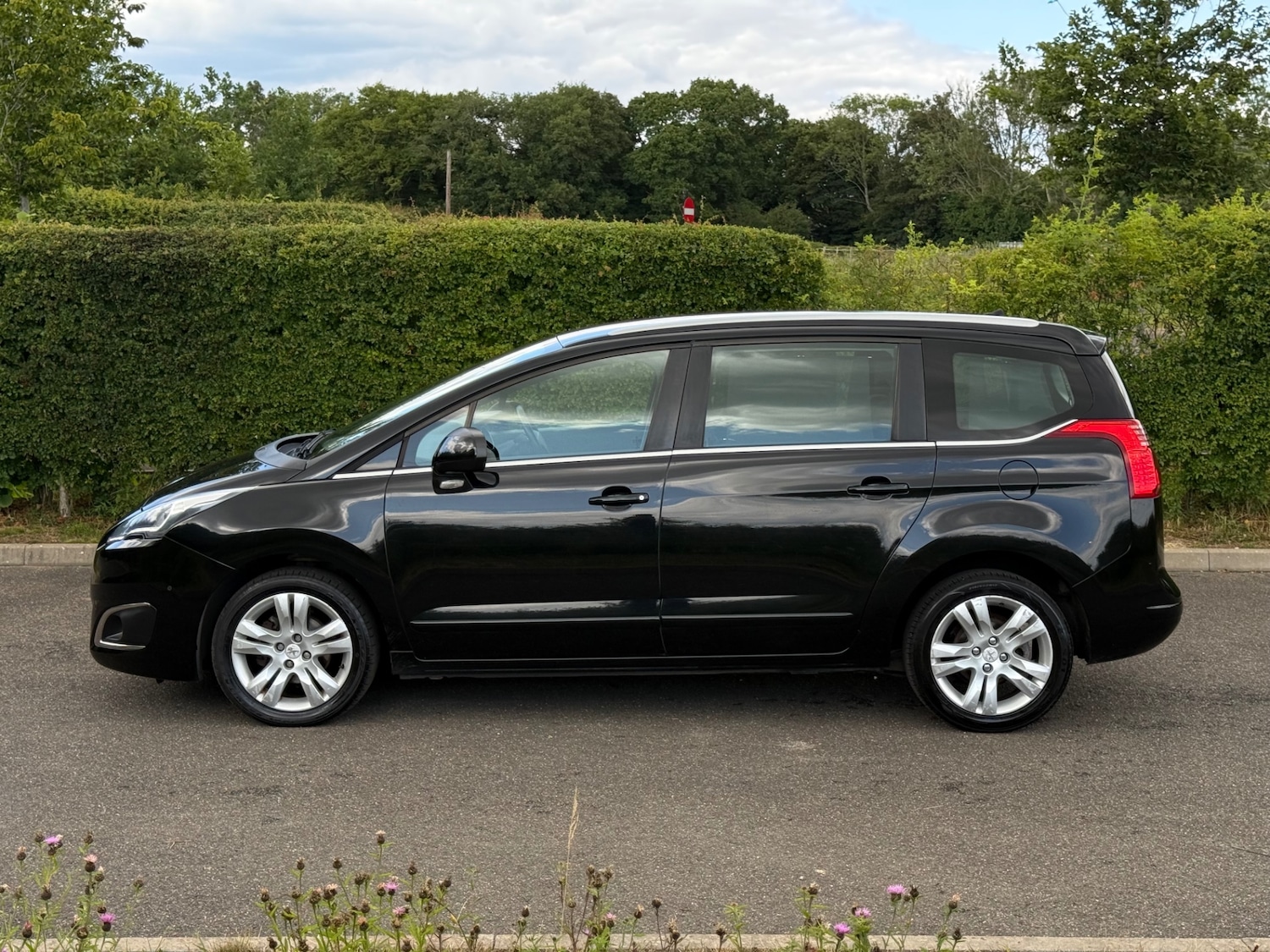 Used Peugeot 5008 2014 for sale - 76619569: Photo 4