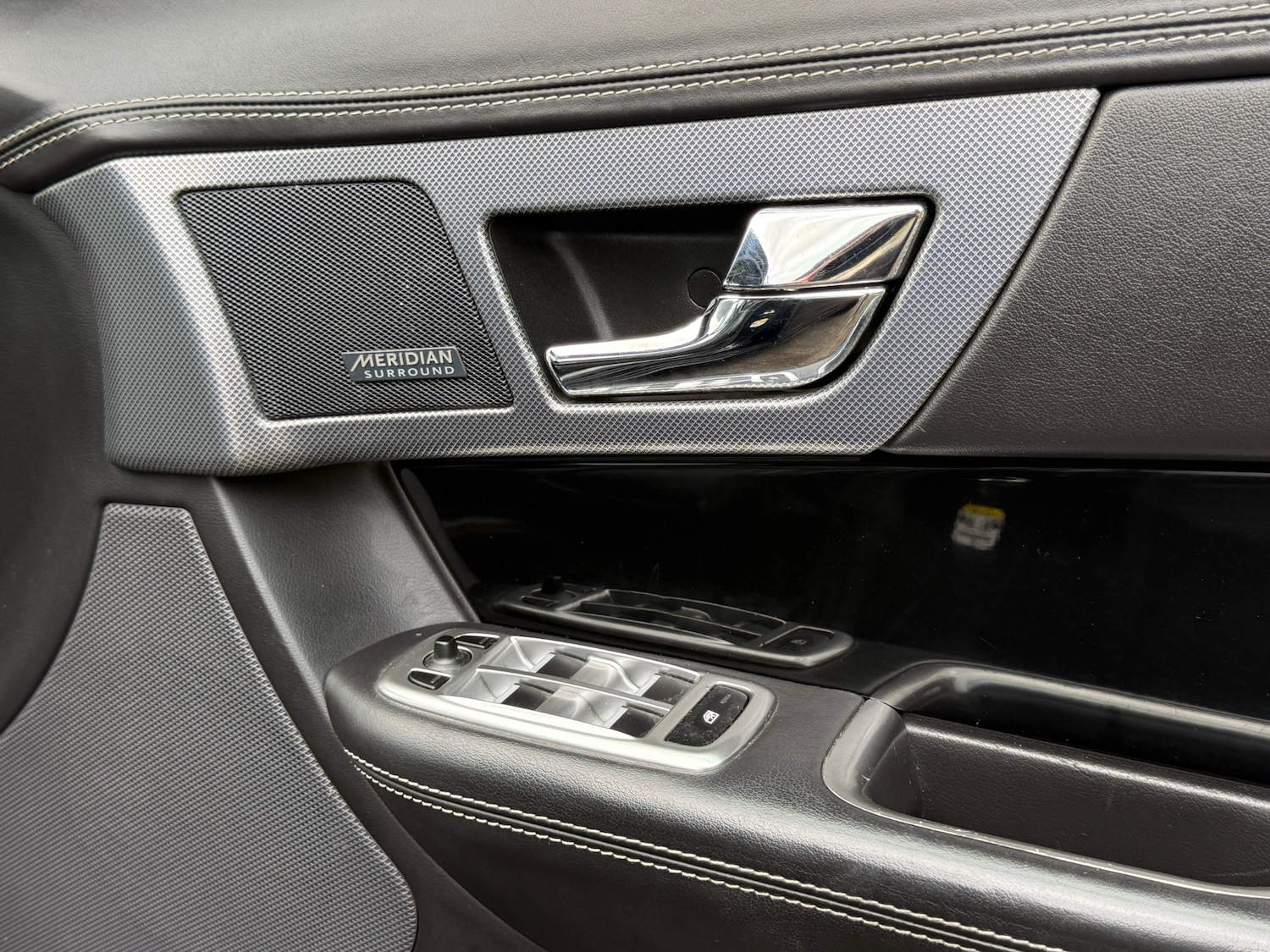 Used Jaguar XF 2013 for sale - 78133704: Photo 15