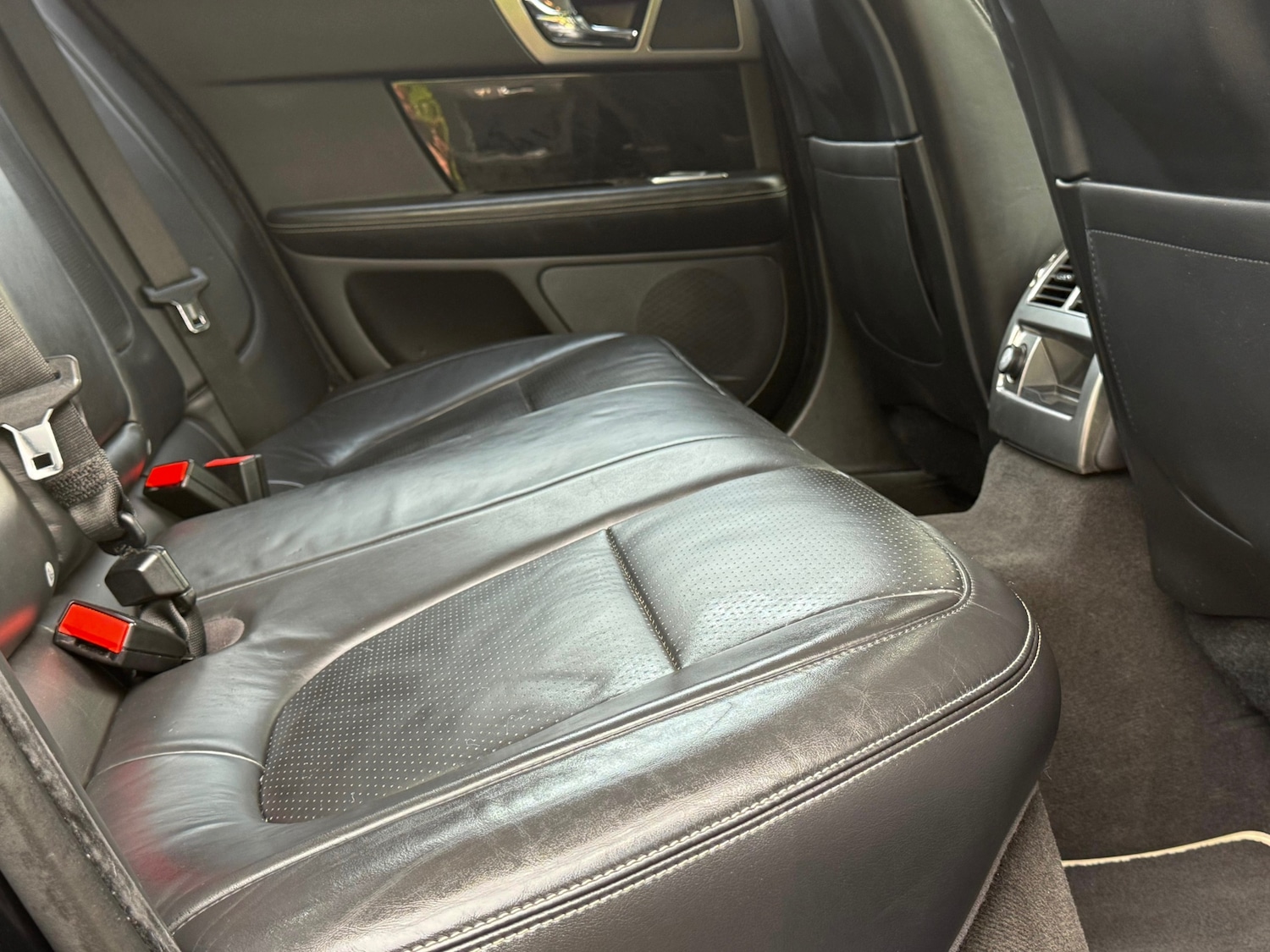 Used Jaguar XF 2013 for sale - 78133704: Photo 25