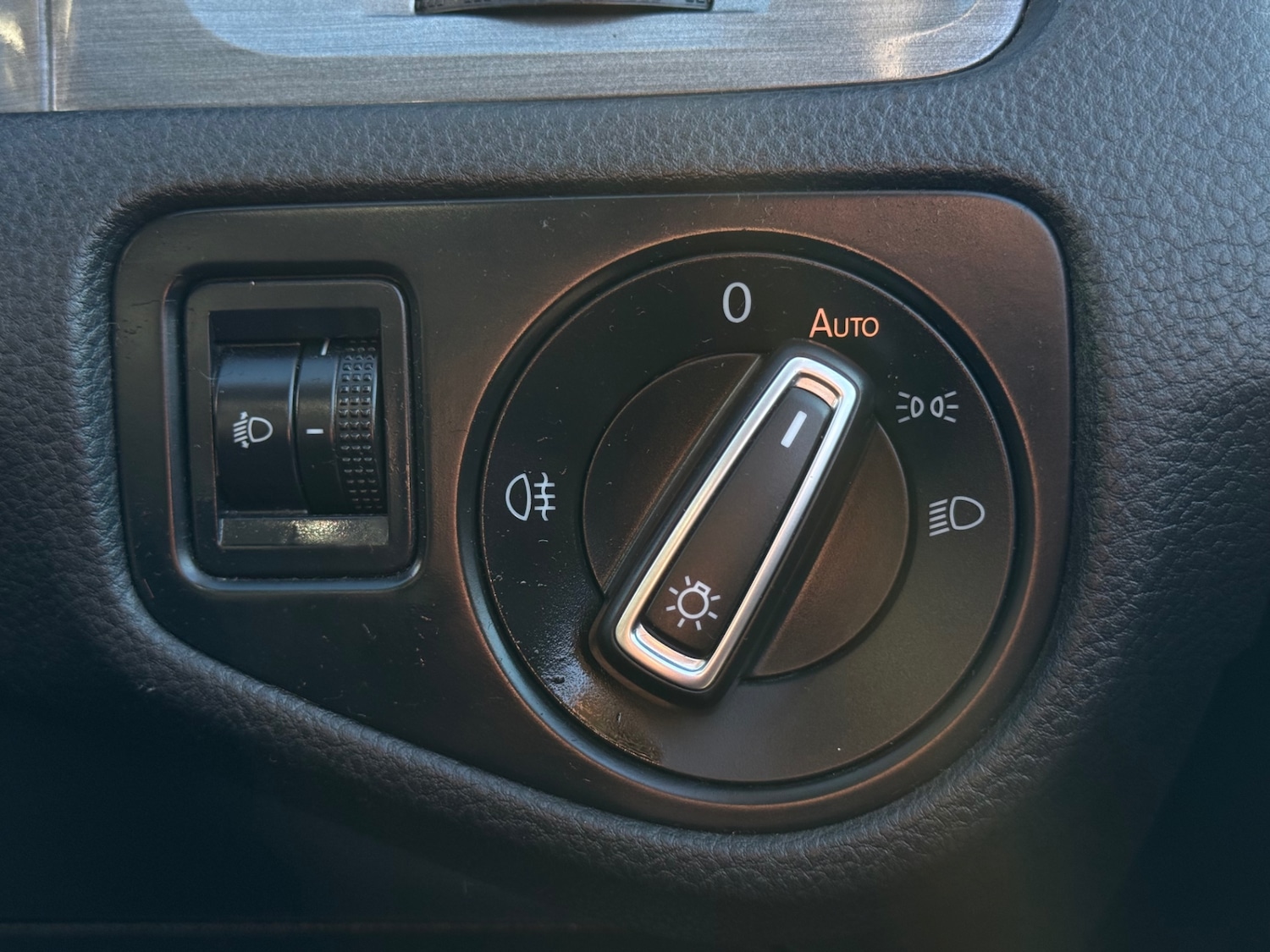 Used Volkswagen Golf 2014 for sale - 76878030: Photo 17