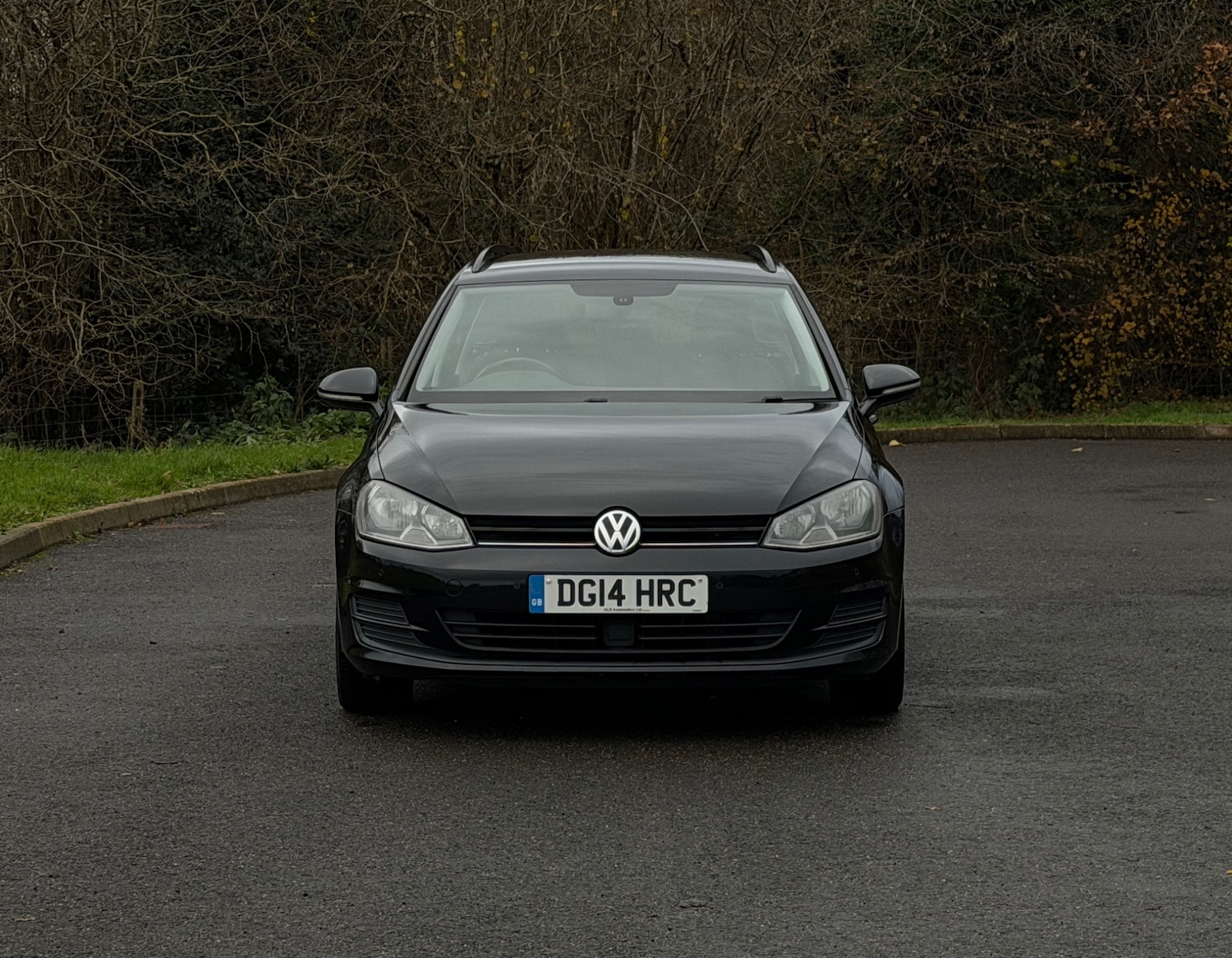Used Volkswagen Golf 2014 for sale - 76878030: Photo 2