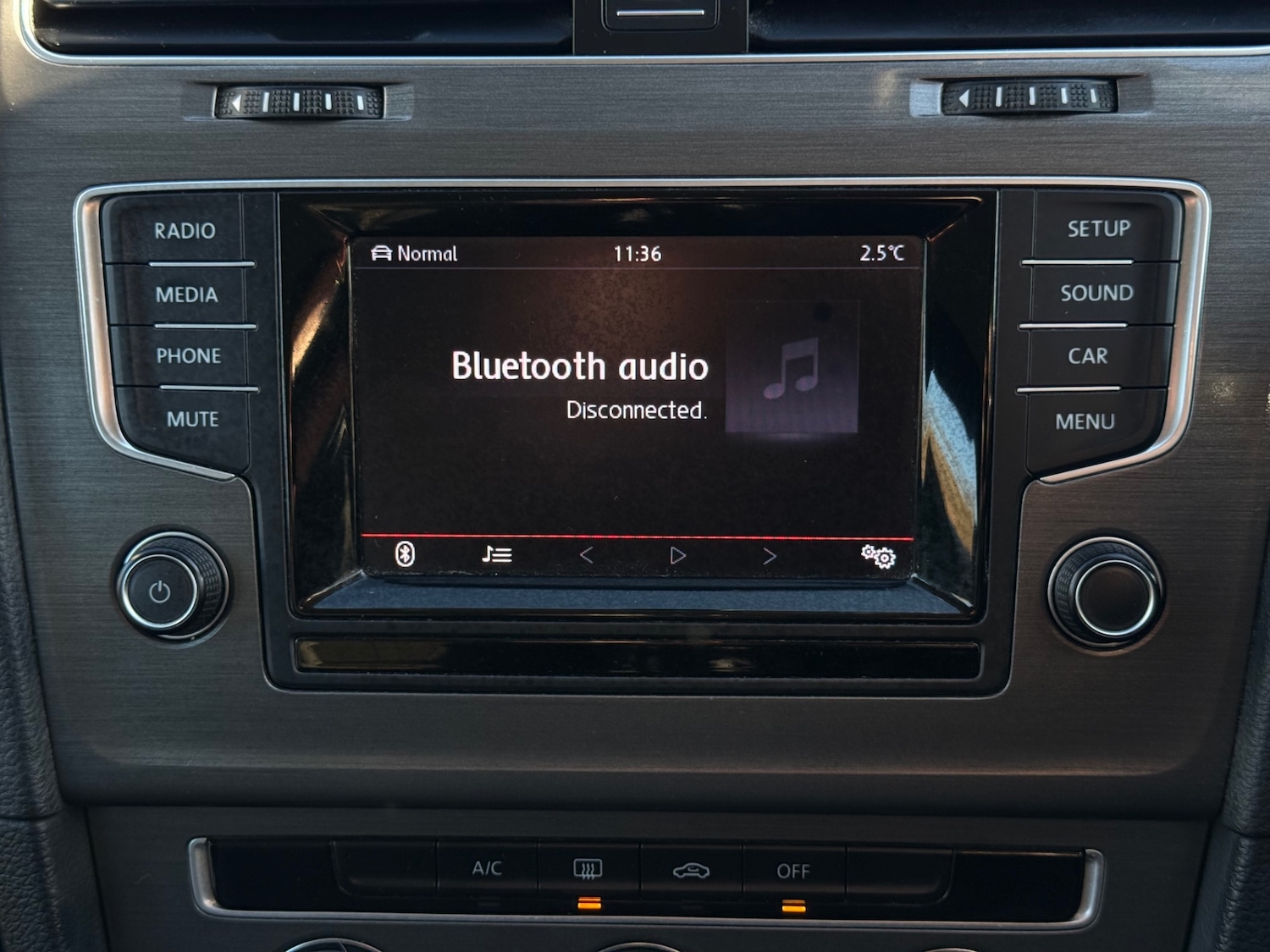 Used Volkswagen Golf 2014 for sale - 76878030: Photo 20