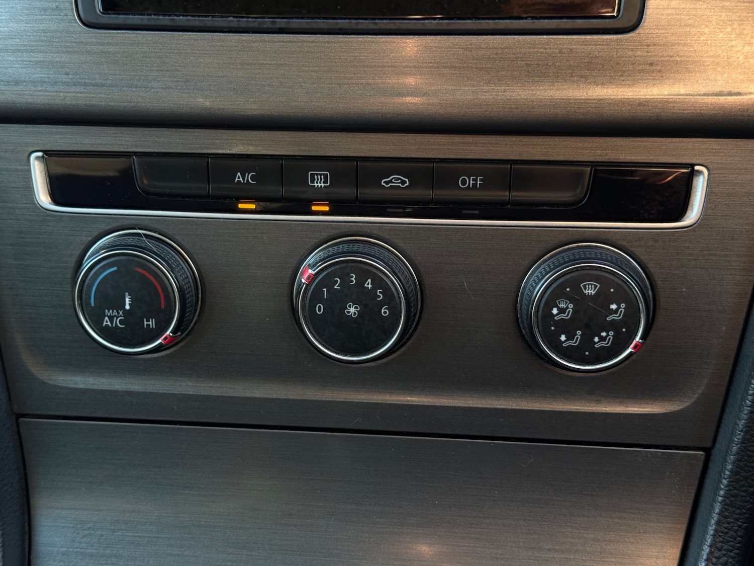 Used Volkswagen Golf 2014 for sale - 76878030: Photo 22